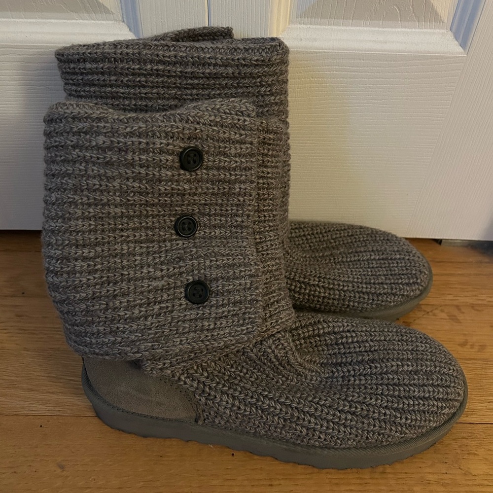 Ugg Women’s Sweater Boots-Size 9